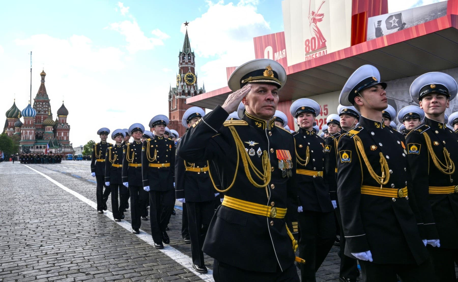„Mai sus de el este doar Putin”: Cum ajung „gardienii” secretelor de stat ale Kremlinului să se compromită singuri pe rețelele sociale