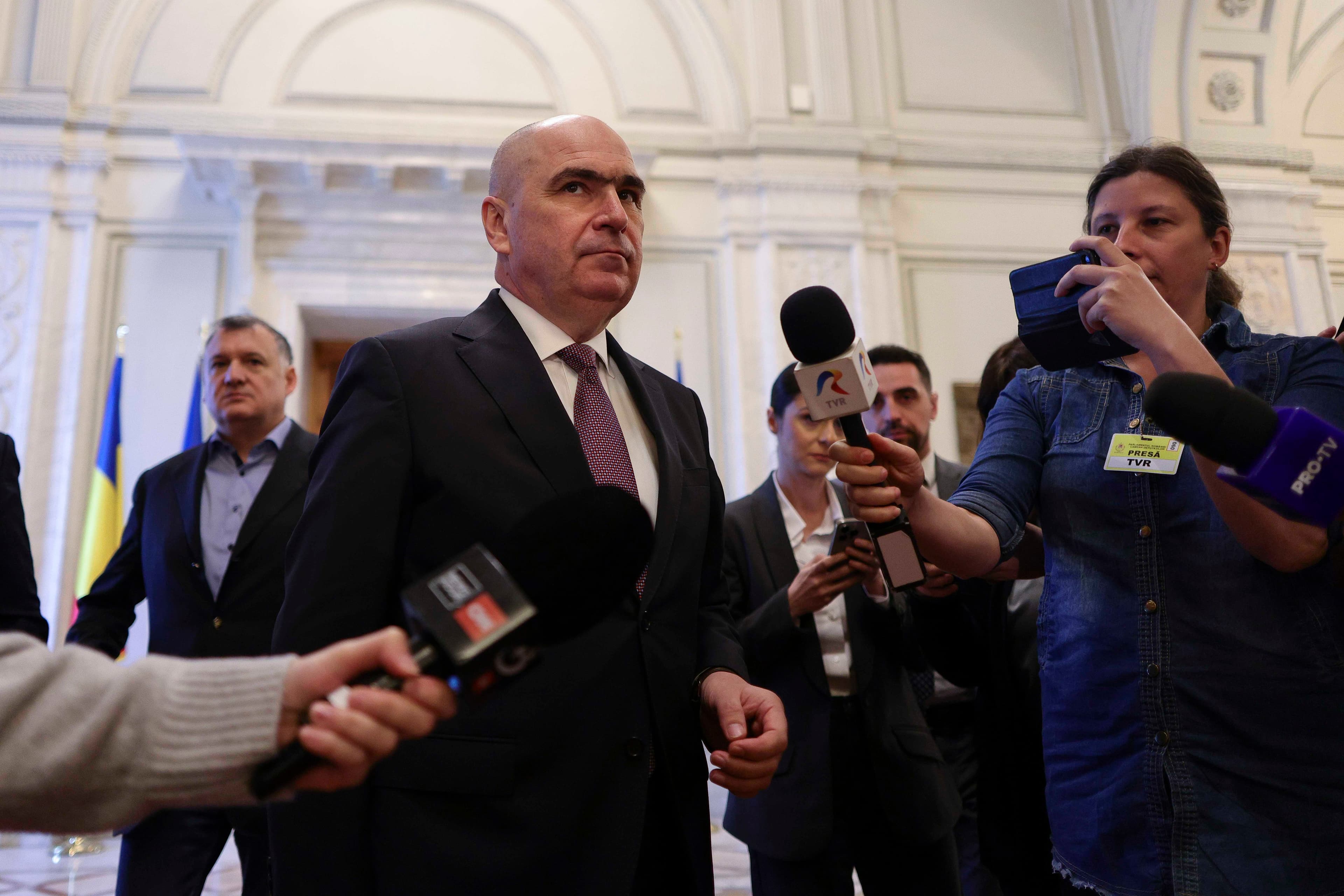 Demisionează Ilie Bolojan din fruntea PNL dacă trece moțiunea de cenzură PSD-AUR? Răspunsul dat de premier la Suceava