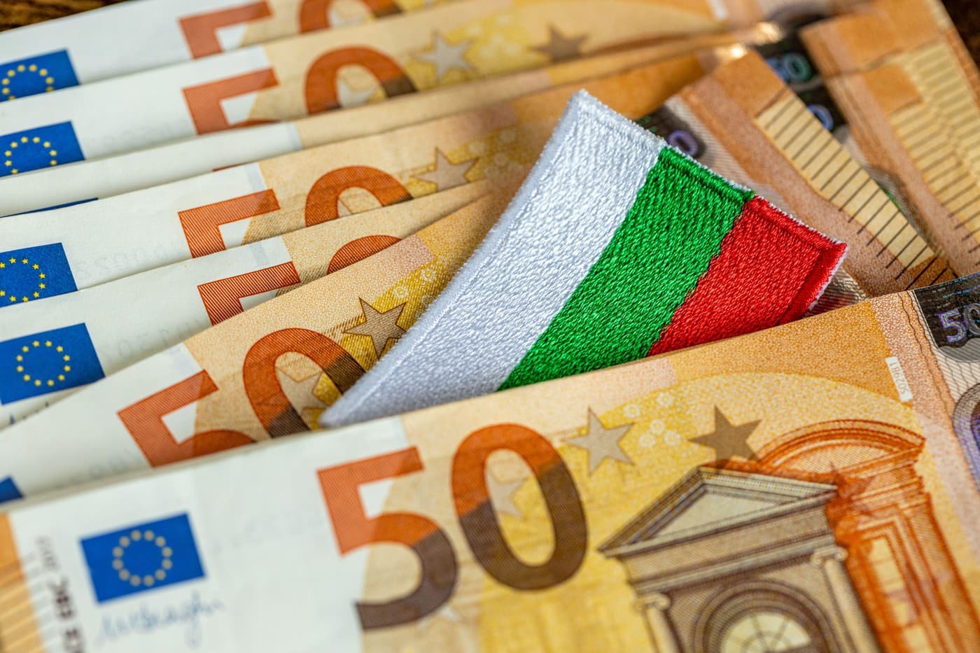 Uniunea Europeană a confirmat declanșarea procedurii de deficit excesiv contra Bulgariei: ce măsuri trebuie să ia Sofia