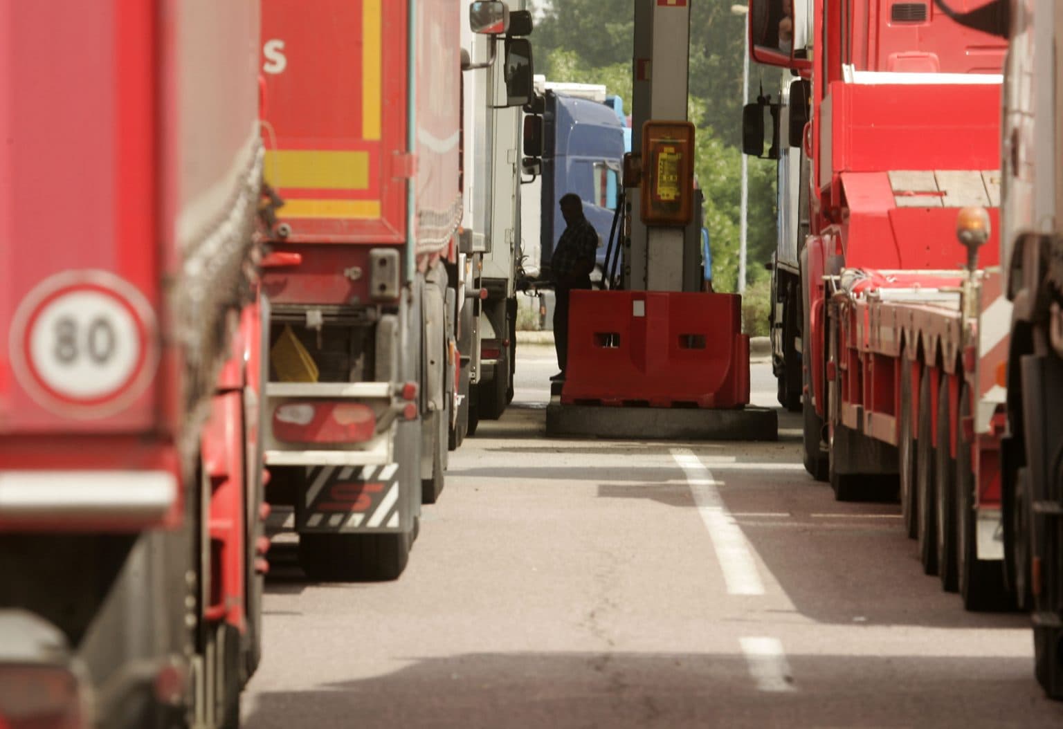 Transportatorii de marfă cer o perioadă tranziție în aplicarea noului sistem de taxare rutieră, care intră în vigoare la 1 iulie