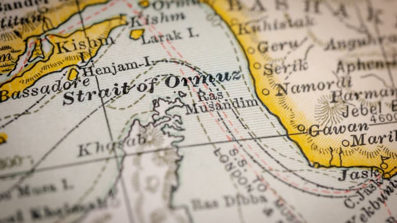 În timpul vizitei lui Trump la Beijing, Iranul a permis unor nave chineze să traverseze Strâmtoarea Ormuz