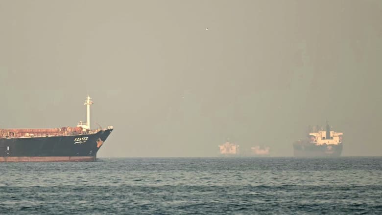 Preţul petrolului din SUA a urcat joi cu 4%, după ce piaţa a realizat că Iranul controlează accesul prin Strâmtoarea Ormuz
