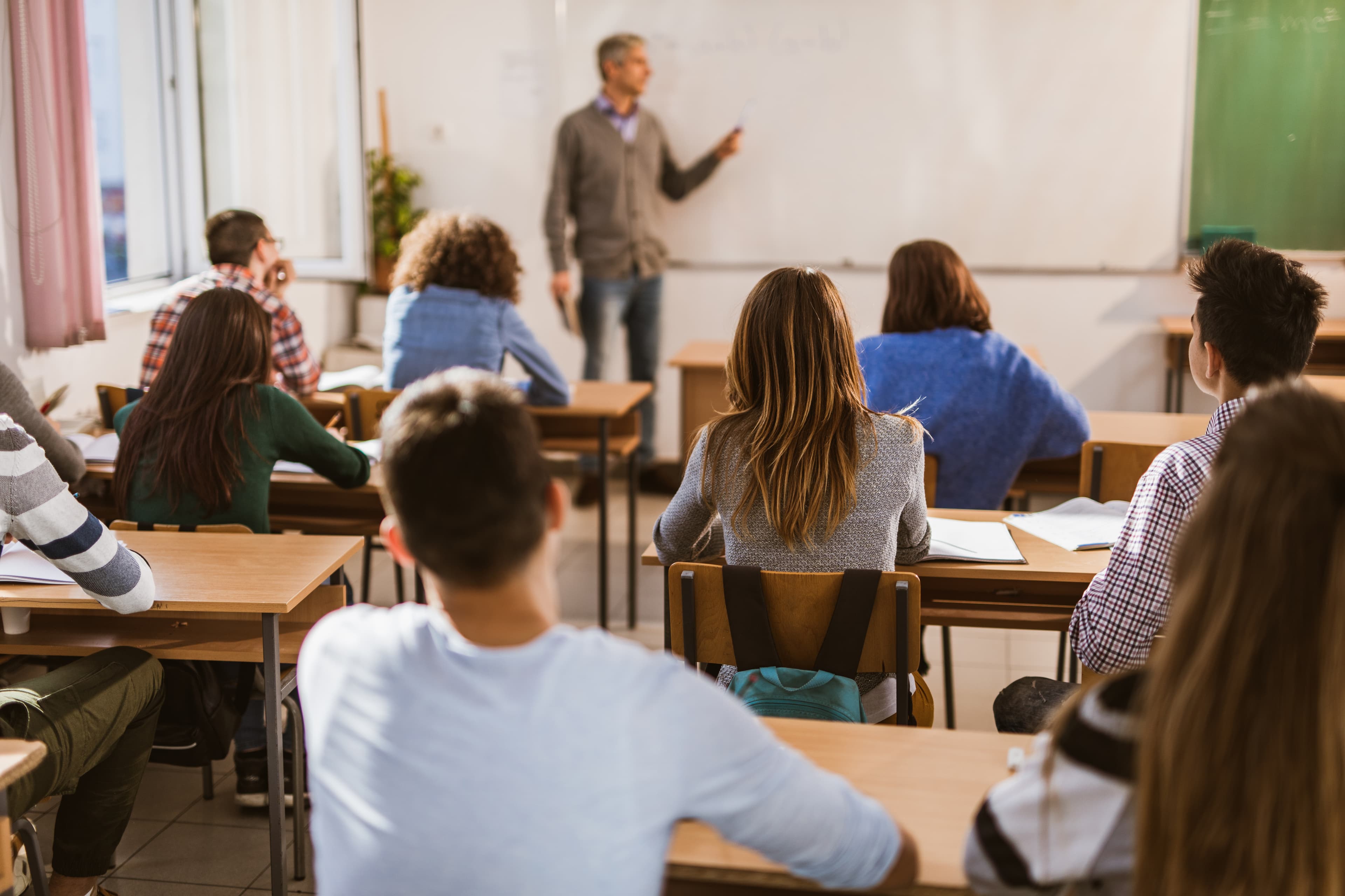 O nouă simulare a Evaluării Naționale, organizată în școli. Câți elevi vor susține probele
