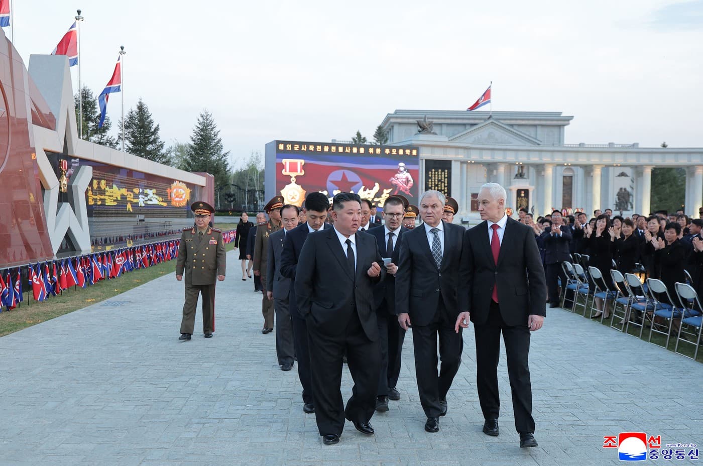 Coreea de Nord va continua să susţină Rusia, anunţă Kim Jong-un. „Pregătiri pentru perioada de după războiul din Ucraina”