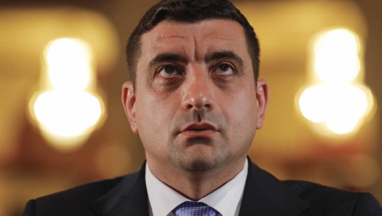 AUR nu votează noul Guvern. Simion: „Nu are sprijin popular”