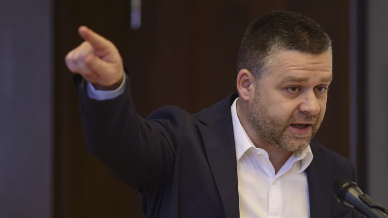 Ciprian Ciucu: Domnul Tomac a venit cu propuneri de miniștri care sună a tehnocrați roșii. E prea mare coincidența