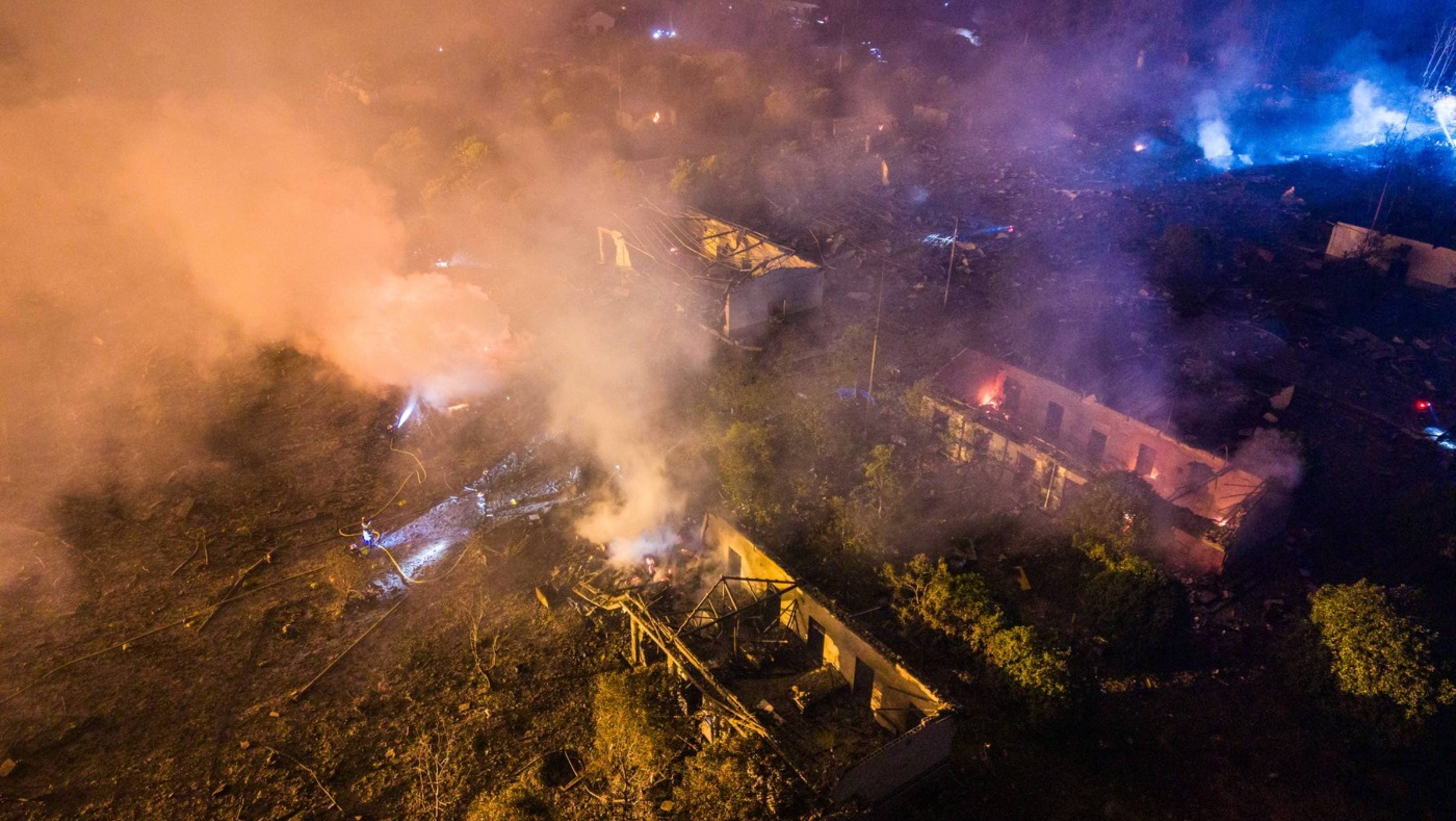 Explozie la o fabrică de artificii din China: 21 de morți și 61 de răniți. „Geamurile de la ferestrele caselor noastre s-au spart”