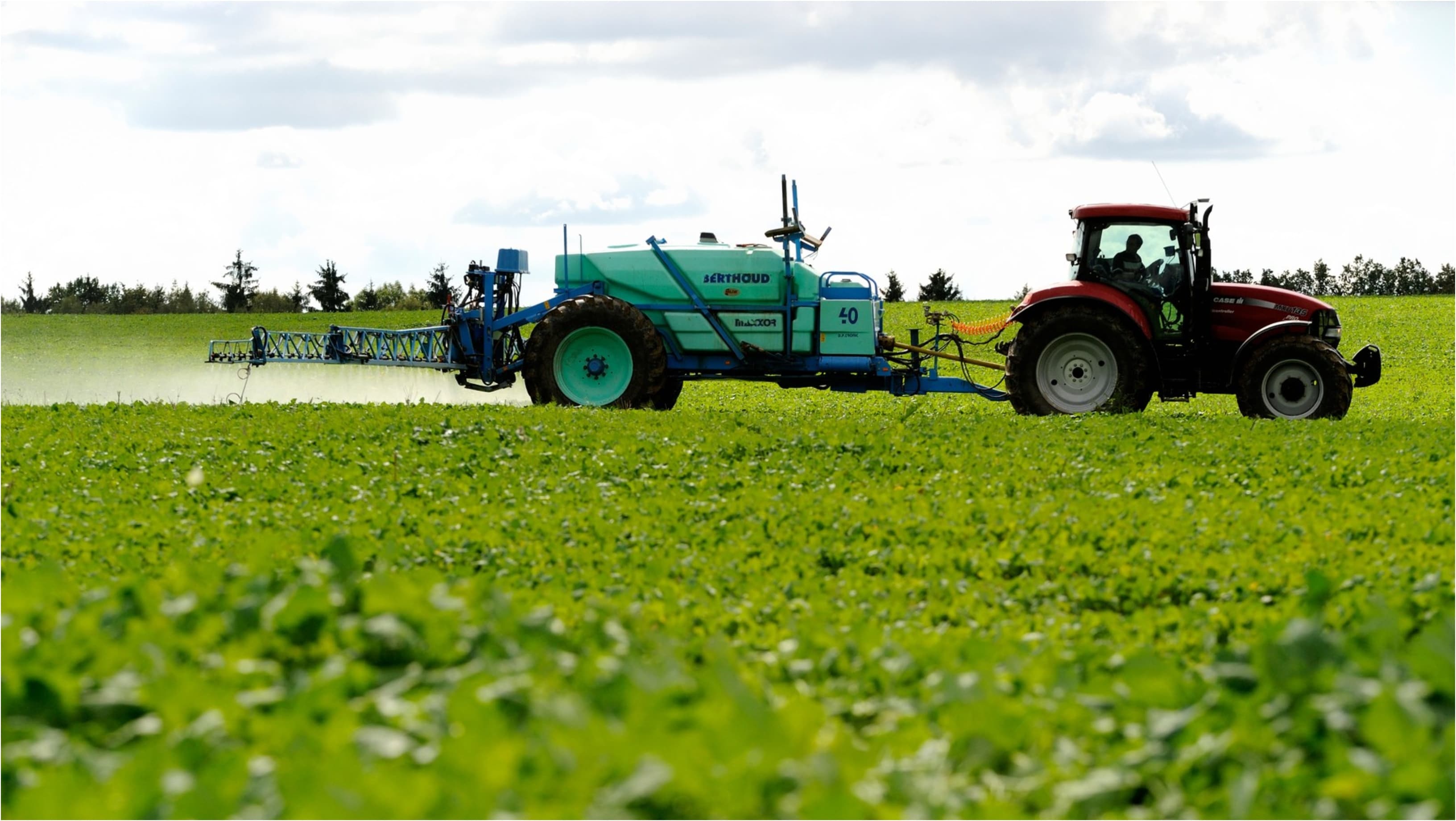 Comisia Europeană a anunțat un pachet de sprijin de 540 de milioane de euro pentru fermierii afectați de scumpirea îngrășămintelor