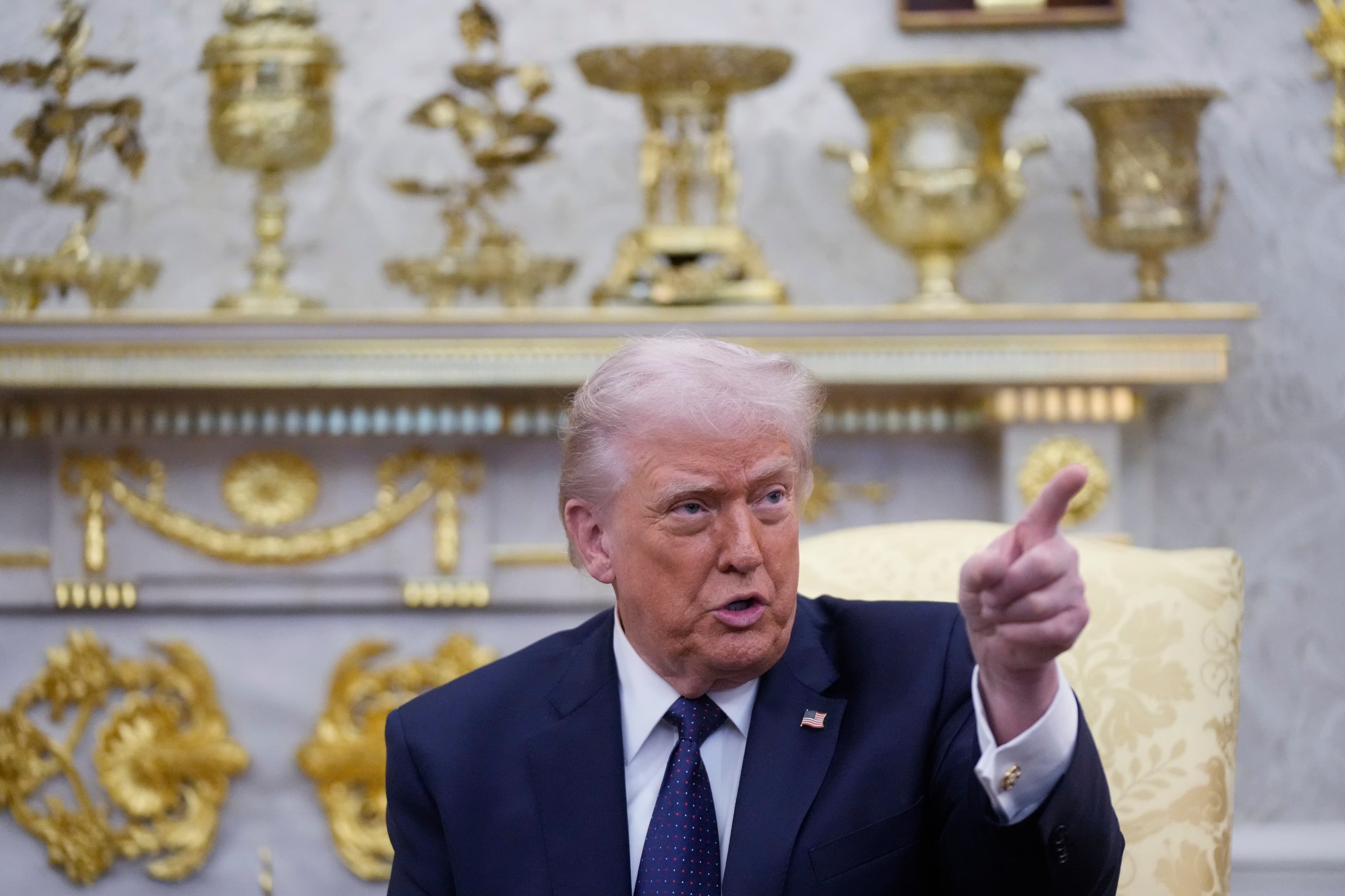 Trump ameninţă că SUA vor lovi din nou Iranul dacă Hezbollah continuă să „provoace probleme”
