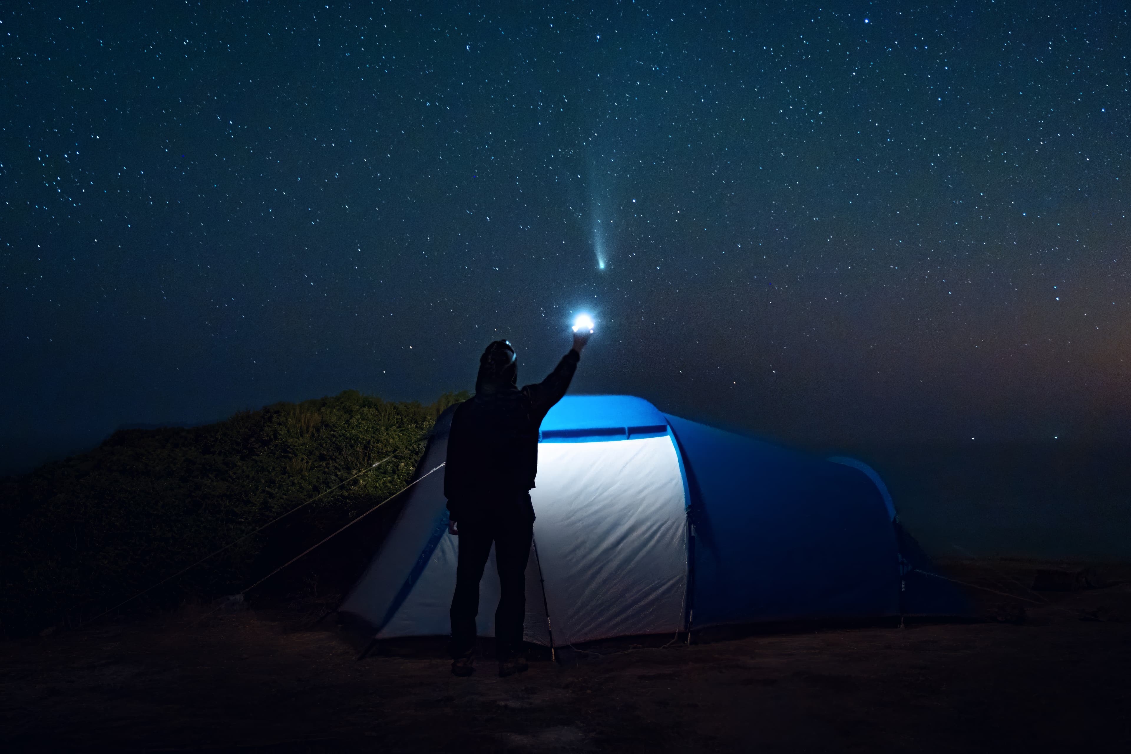 Spectacol astronomic rar pe cerul României: Un asteroid va trece foarte aproape de Pământ. Când poate fi observat fenomenul