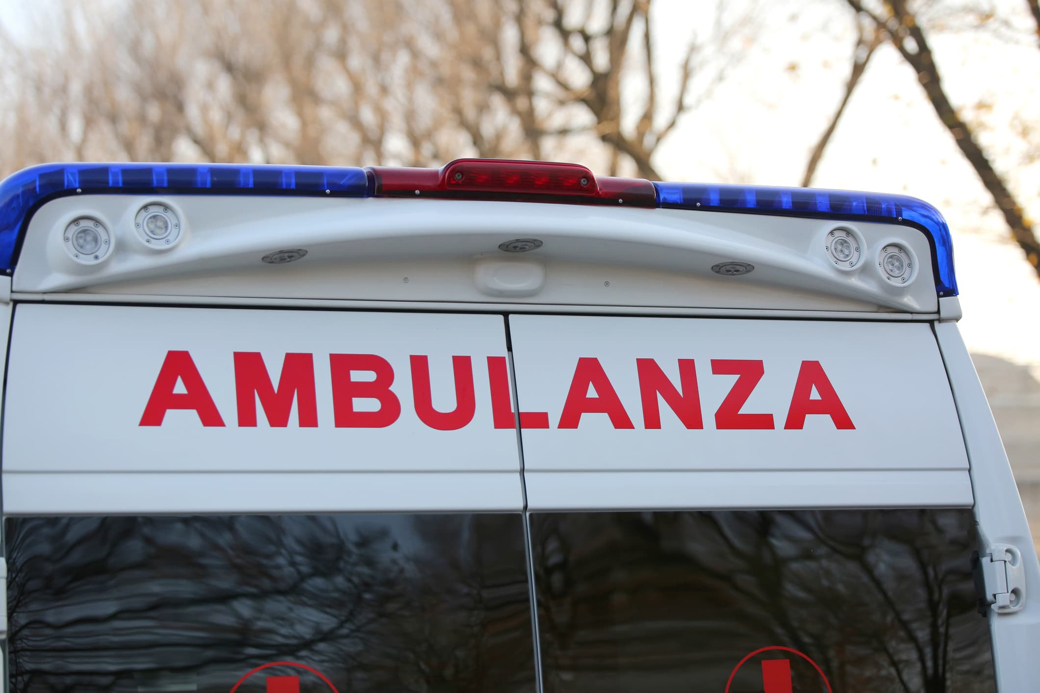 Mai multe persoane au fost rănite după ce o mașină a intrat în mulțime în centrul orașului Modena, din nordul Italiei