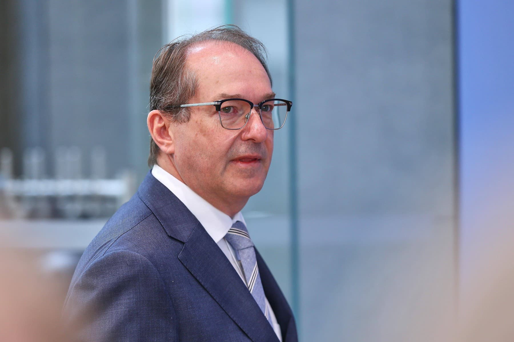 Ministrul german de Interne: „Ne aflăm în vizorul unor puteri străine. Suntem puși la încercare”