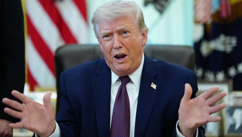 Donald Trump avertizează Iranul cu „vremuri foarte grele” dacă nu se ajunge la un acord: „Ar fi bine să ajungă la o înțelegere”