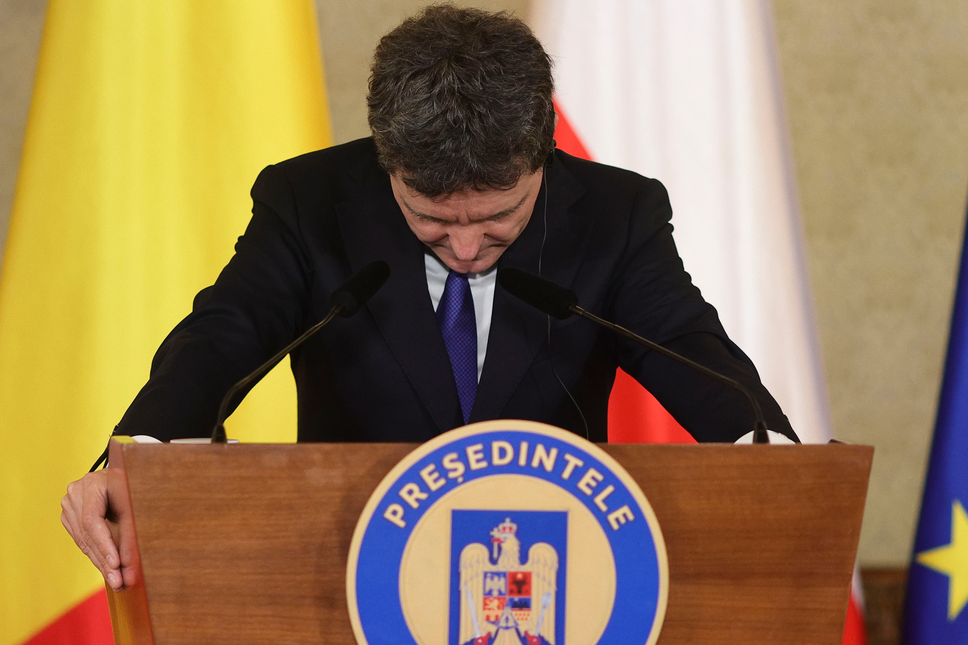 Cum ar vota românii la un referendum pentru demiterea președintelui Nicușor Dan (sondaj)