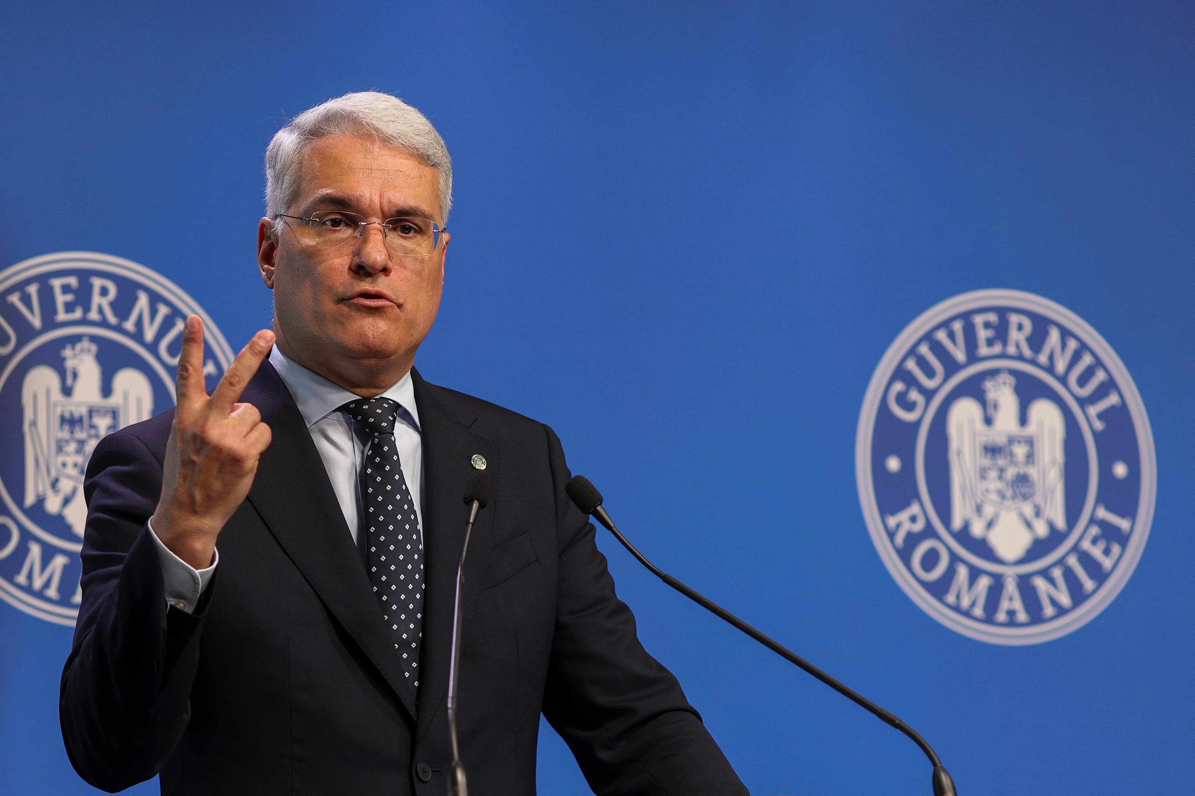 Dragoș Pîslaru, după discuțiile cu sindicatele: Noua lege a salarizării nu este „bătută în cuie”. „Vom face corecțiile necesare”