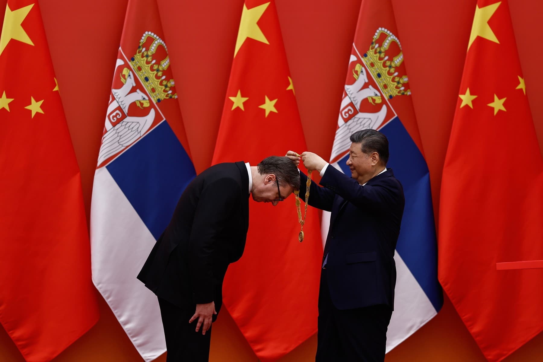 China vrea întărirea cooperării cu Serbia, spune Xi Jinping. Aleksandar Vucic se află în vizită la Beijing