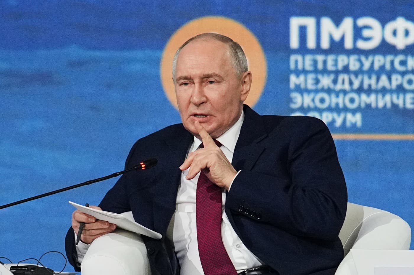 Putin impune teste pentru COVID și gripă participanților la Forumul Economic din orașul său natal