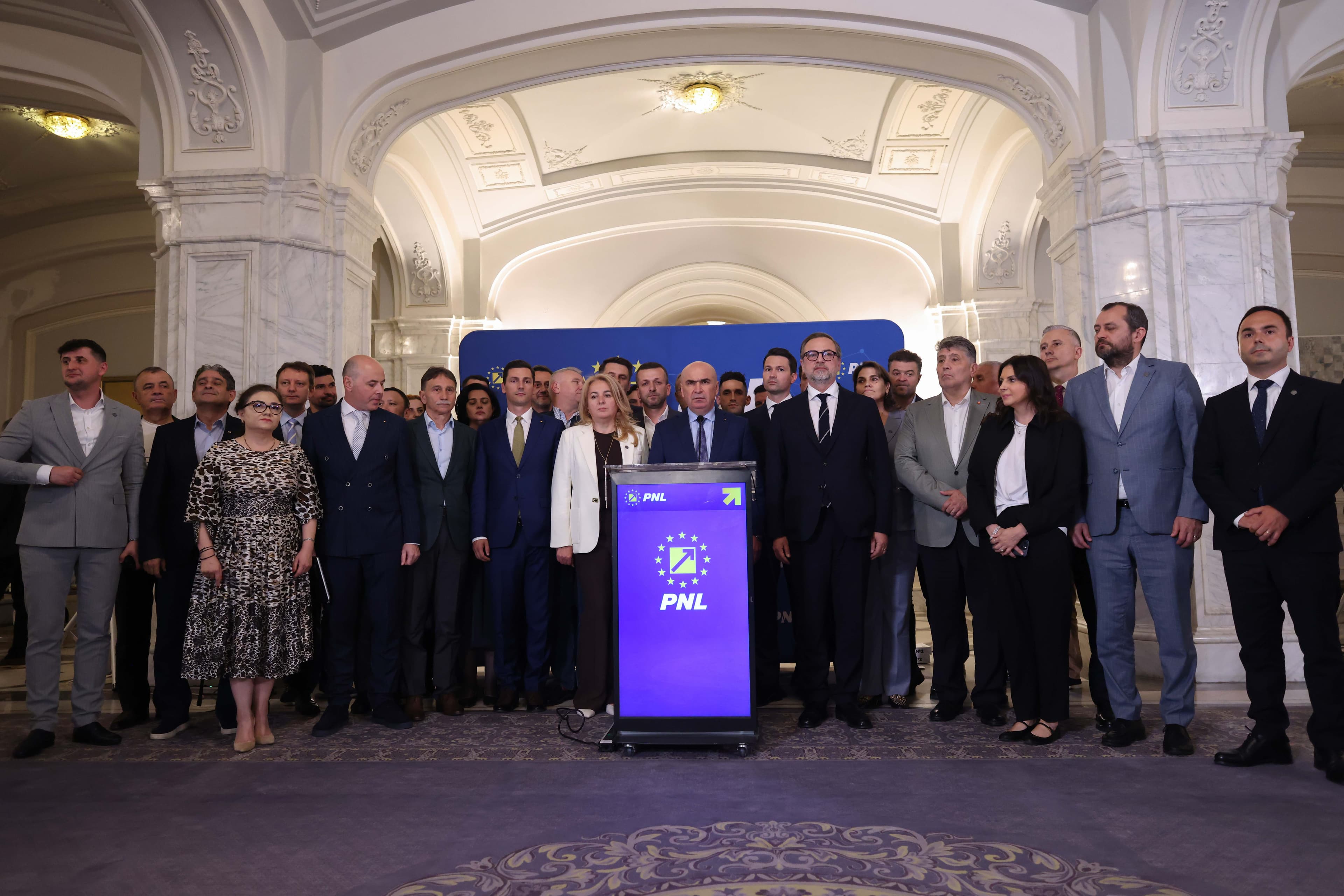 Prima reacție a PNL după decizia Tribunalului București, care a suspendat convocarea Congresului Extraordinar