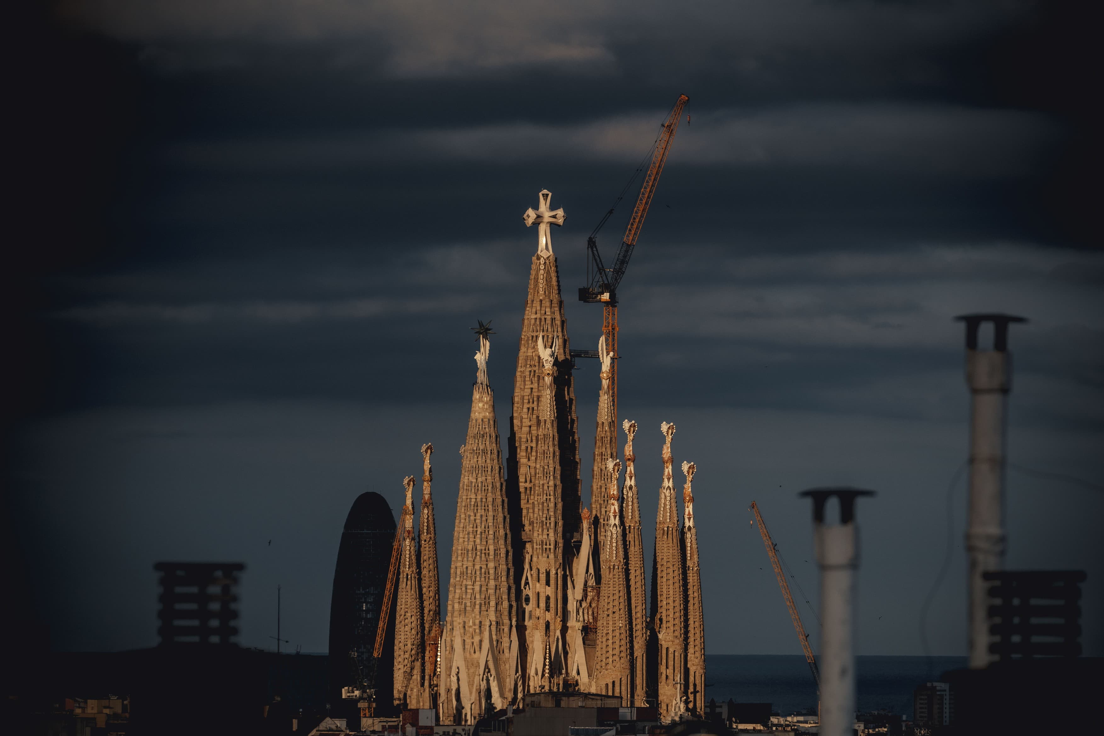 Secretele matematice ascunse în inima bazilicii Sagrada Familia din Barcelona