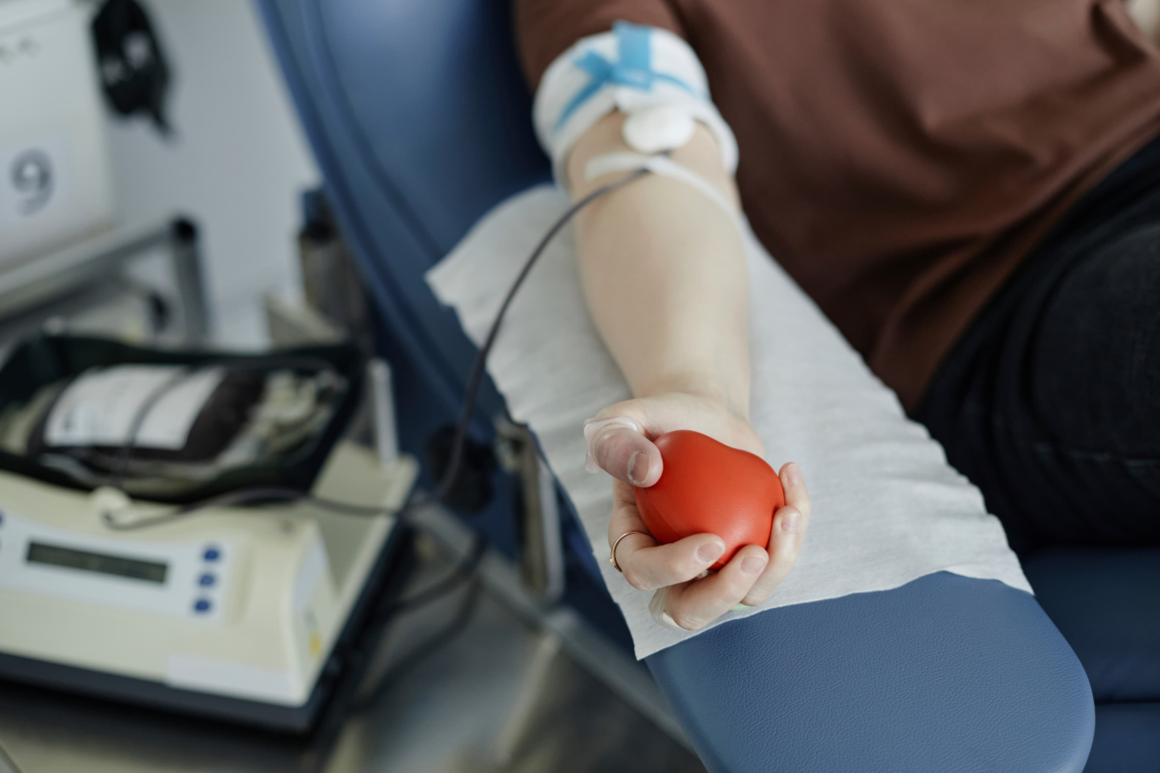 Suma de bani pe care o primește un donator de sânge la fiecare recoltare. Ce alte beneficii sunt acordate în 2026