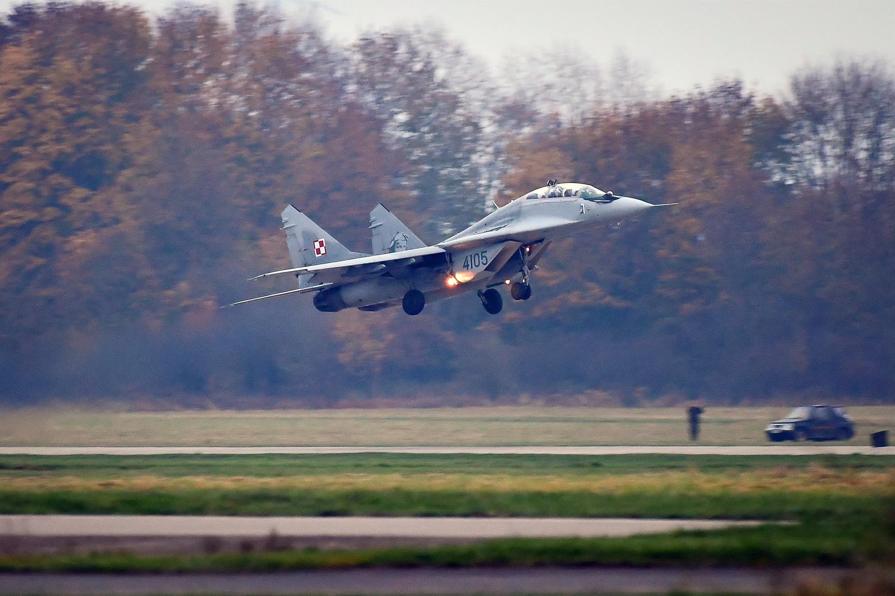 Polonia ar vrea să cedeze Ucrainei avioane MiG-29, dar Kievul nu pare interesat „suficient”. Cum s-a ajuns aici