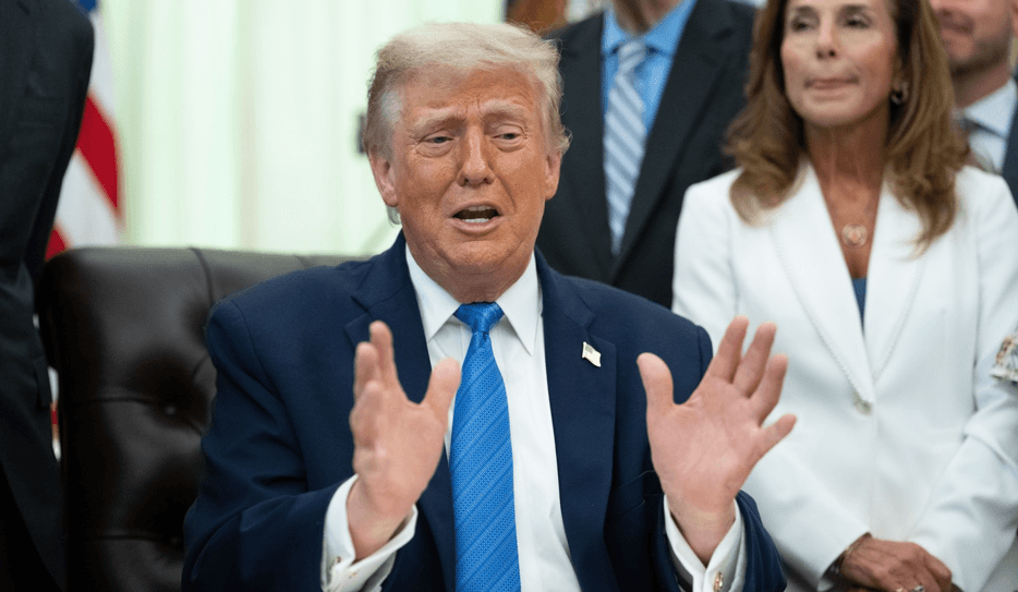 Trump salută reuniuni „foarte bune” cu Iranul, dar evocă și lovituri „foarte puternice”: „Eu numesc asta denuclearizare”