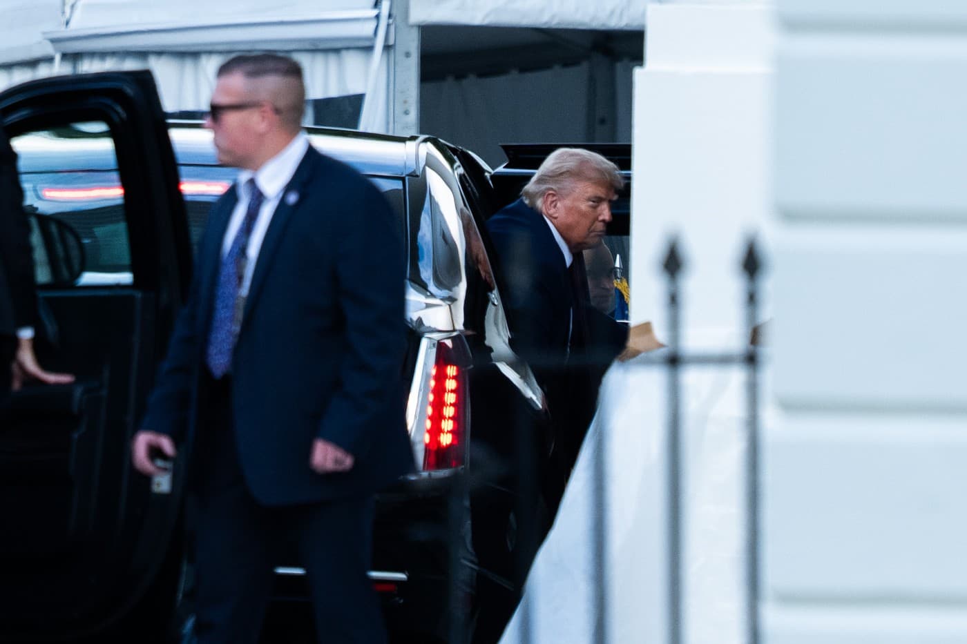 Popularitatea lui Trump a atins cel mai scăzut nivel din mandat. Care sunt nemulțumirile americanilor - sondaj Reuters/Ipsos