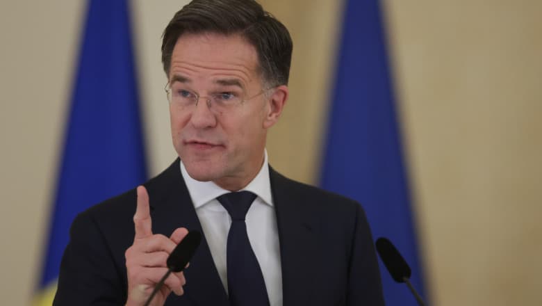 România, dată exemplu de Mark Rutte pentru sprijinul SUA în războiul cu Iranul: Bucureștiul a trebuit să reducă zborurile comerciale