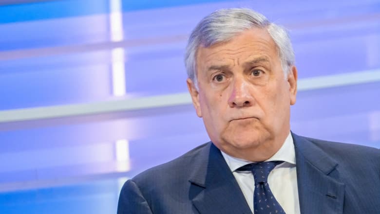 Tajani i-a spus omologului iranian că Italia nu a autorizat niciodată folosirea bazelor pentru operaţiunile de luptă ale SUA
