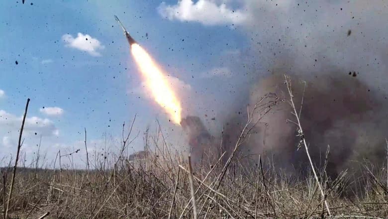 Rusia a lansat noi atacuri lângă granița României, a fost emis mesaj RO-Alert în Tulcea. Anunțul MApN