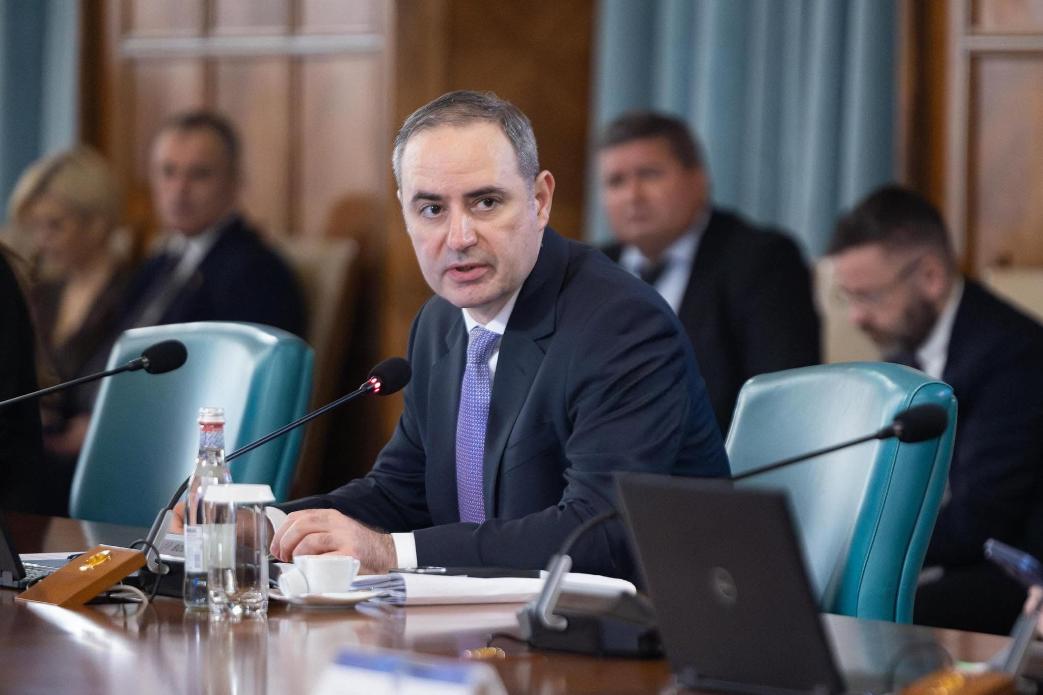Alexandru Nazare: „Companiile care se listează la bursă vor putea deduce suplimentar 50% din cheltuielile aferente procesului”