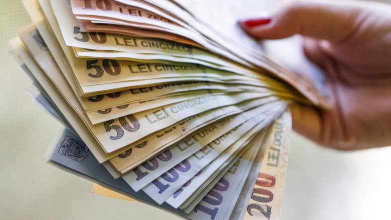 BNR: Falsurile de bancnote româneşti, în scădere. Una este cea mai falsificată, alte două nu prezintă interes pentru infractori