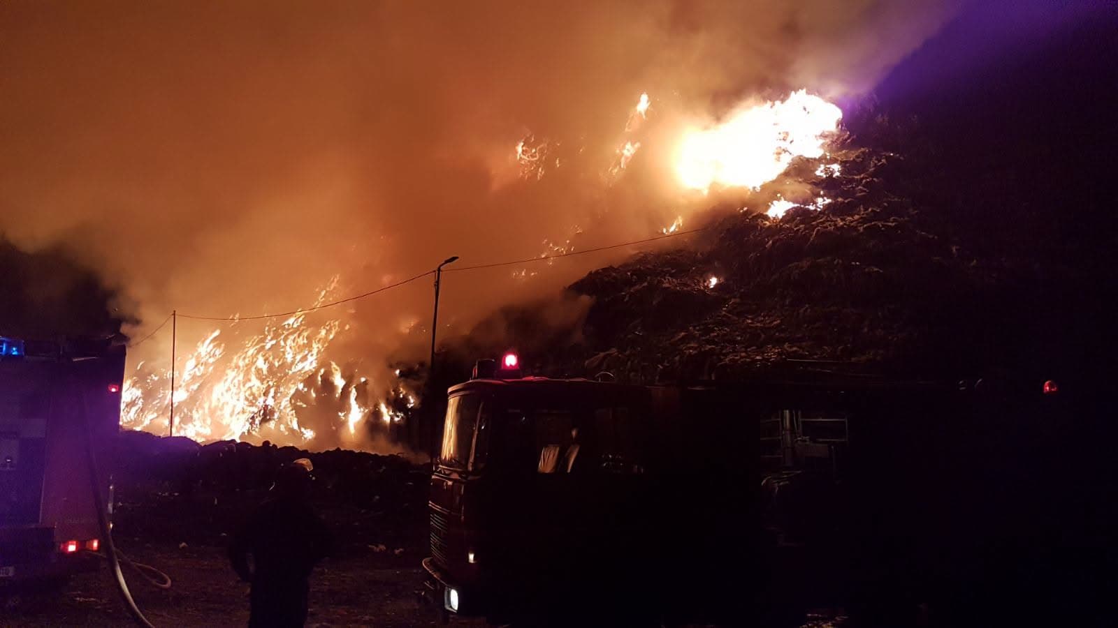 Nereguli descoperite de Garda de Mediu și IGSU la cele 50 de gropi de gunoi ecologice din România
