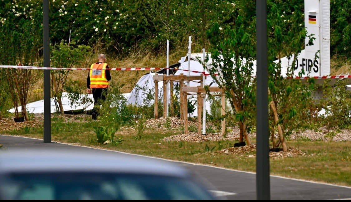 Accident aviatic în Franța: un avion al unei școli de parașutism s-a prăbușit. Toate cele 11 persoane aflate la bord au murit