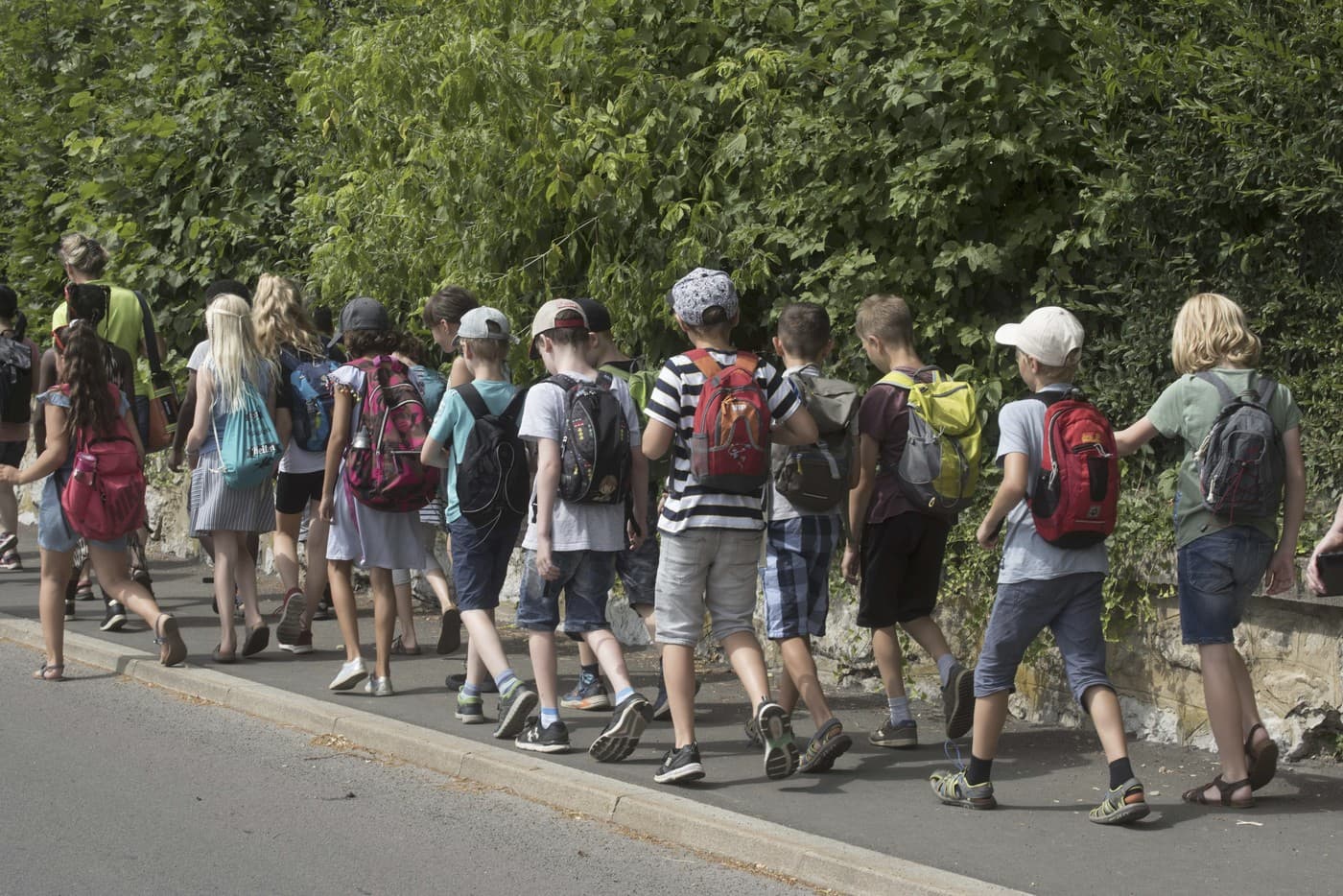 Surpriză neplăcută pentru zeci de elevi după ce au plătit 60.000 de lei avans pentru o tabără. Ce au descoperit la cazare