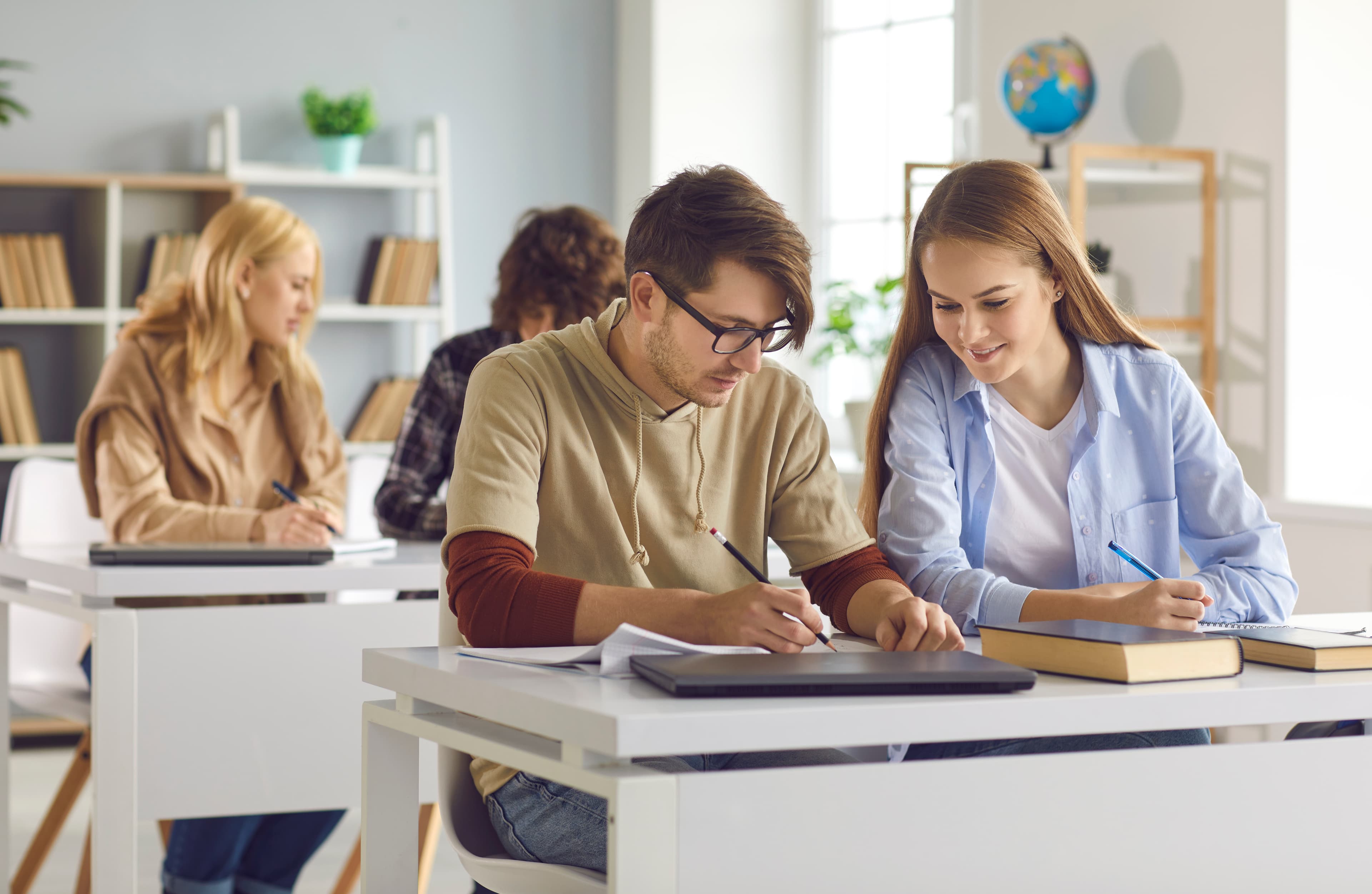 Admitere liceu 2026: Ministerul Educației explică greșelile care îi pot lăsa pe elevi fără un loc la profilul dorit