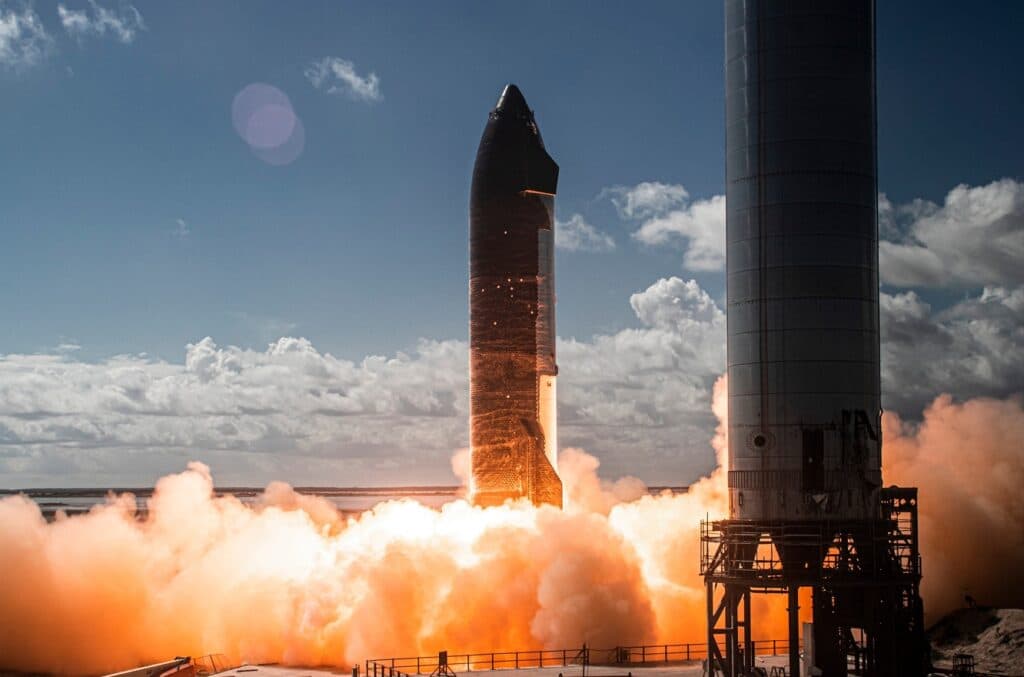 SpaceX, listare istorică pe bursă. Elon Musk ar putea deveni primul „triliardar” din lume