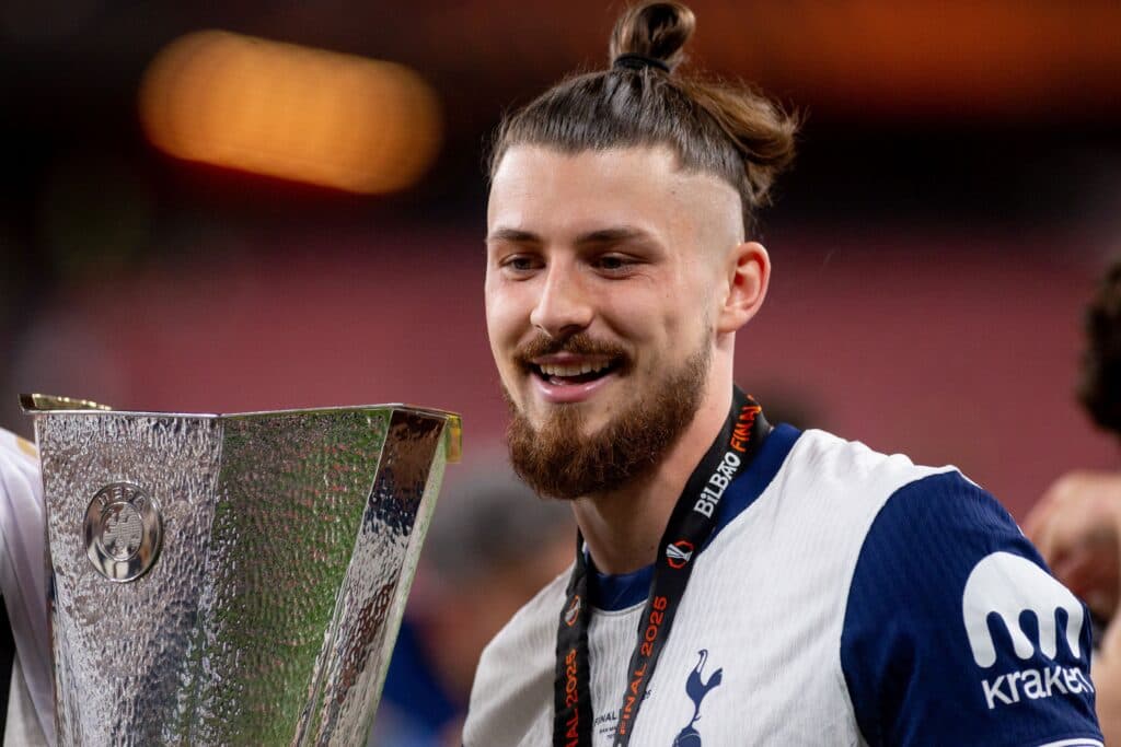 Radu Drăgușin s-a înțeles cu o nouă echipă. Surpriză în Serie A