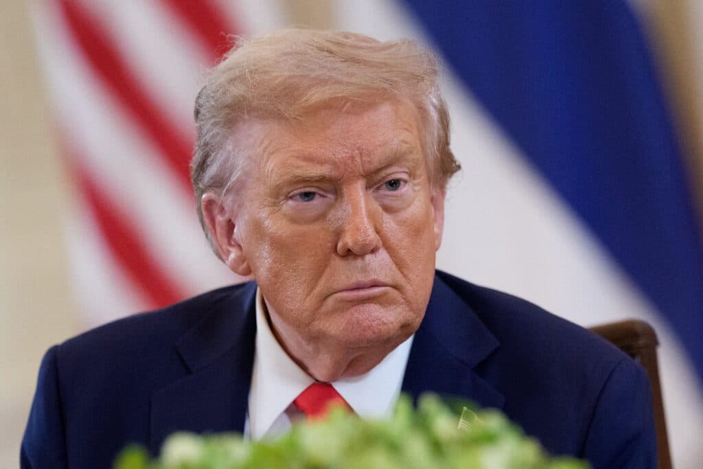 Trump anunță că acordul cu Iranul este finalizat și că Strâmtoarea Ormuz se redeschide imediat