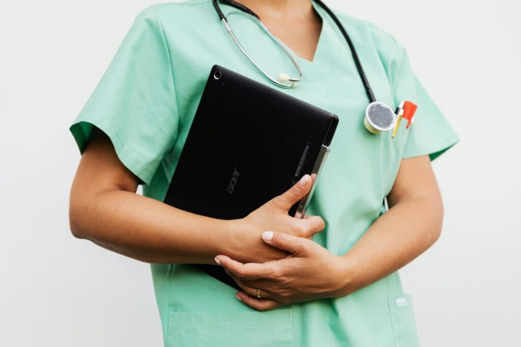 Rogobete propune un master profesional pentru absolvenții de Medicină care nu intră la rezidențiat
