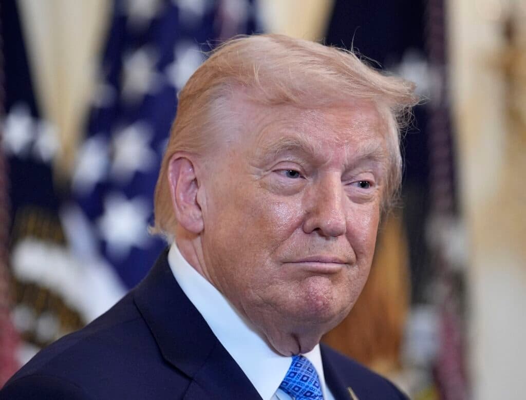 Investigație The Guardian: O companie obscură cu legături cu Trump este pe punctul de a câștiga contracte de peste 1 miliard de dolari în Balcani