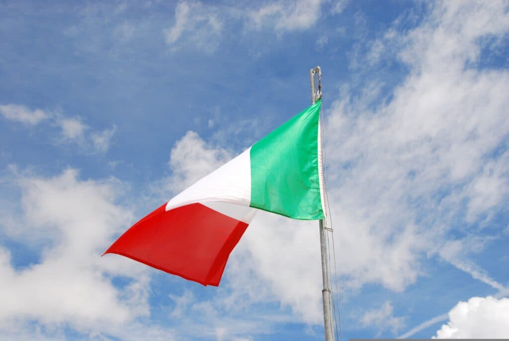 Reacție după drona de la Galați. Italia trimite 100 de militari în România