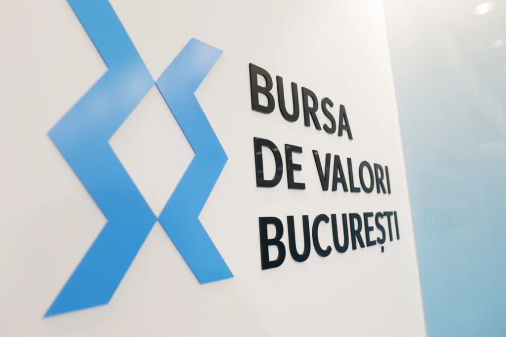 Paradoxul Bursei românești: Printre cele mai performante din lume, în timp ce economia se contractă, inflația e la 2 cifre, ratingul pe muchie, criza politică deja toxică