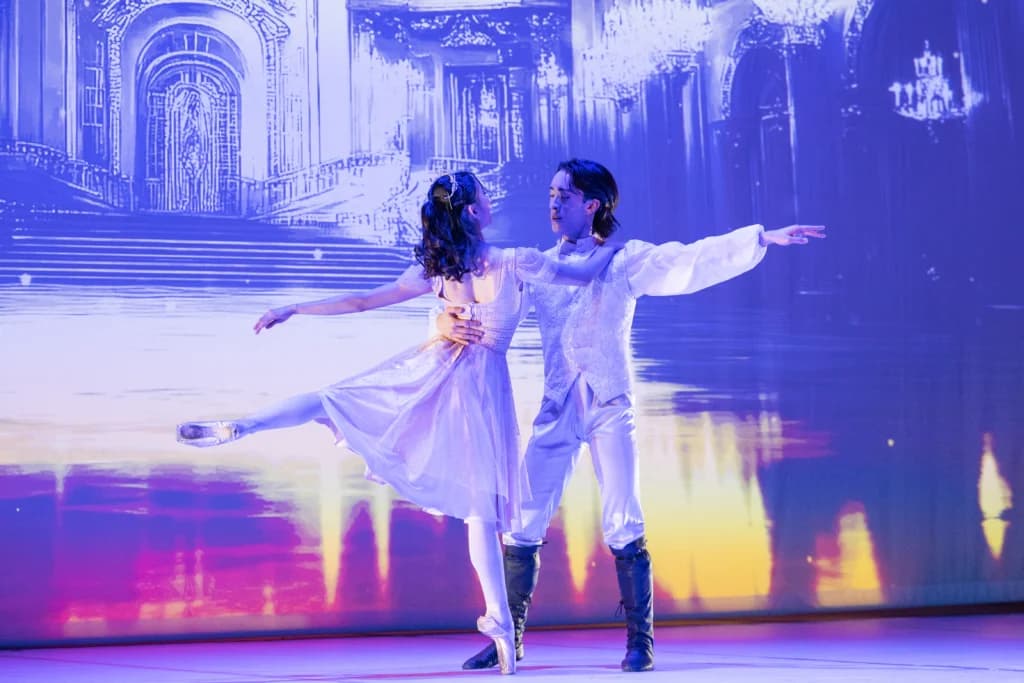 Baletul „Cenușăreasa” de Prokofiev în versiunea companiei de balet a Operei din Ruse, la Bucharest Opera Festival, pe 19 iunie