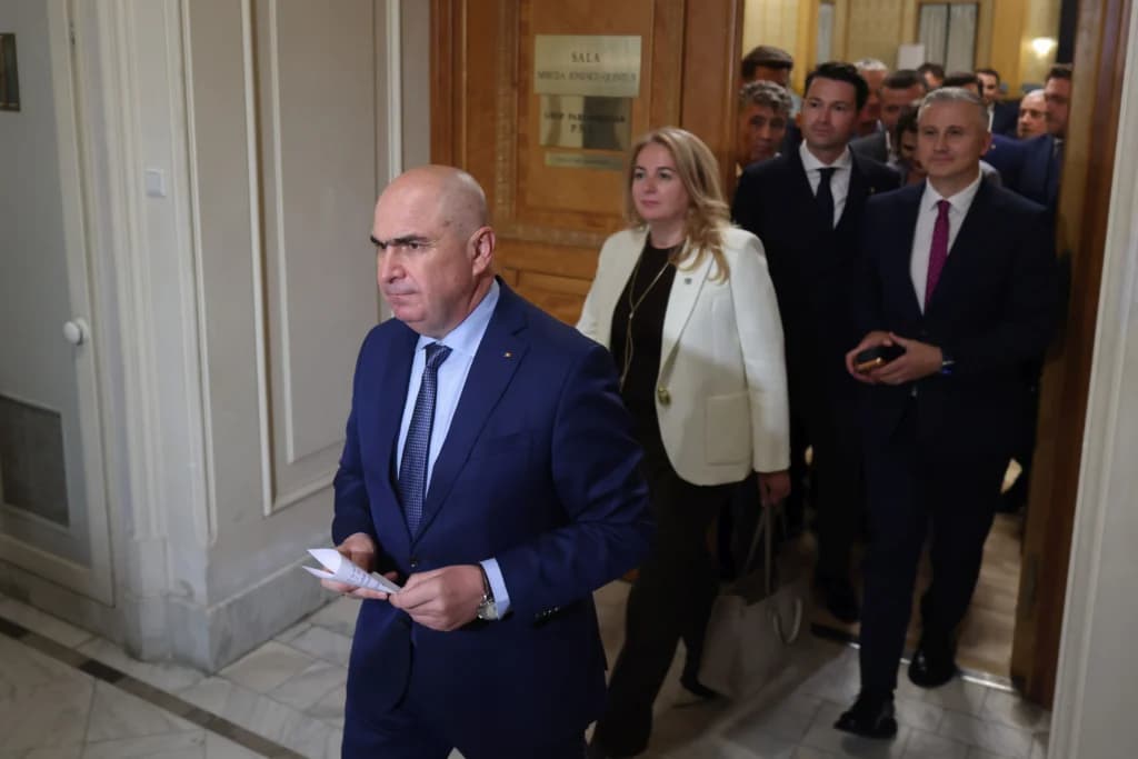 PNL continuă fierberea. Candidaturile la șefia partidului se pot depune până la ora 17. Azi e o ședință tehnică