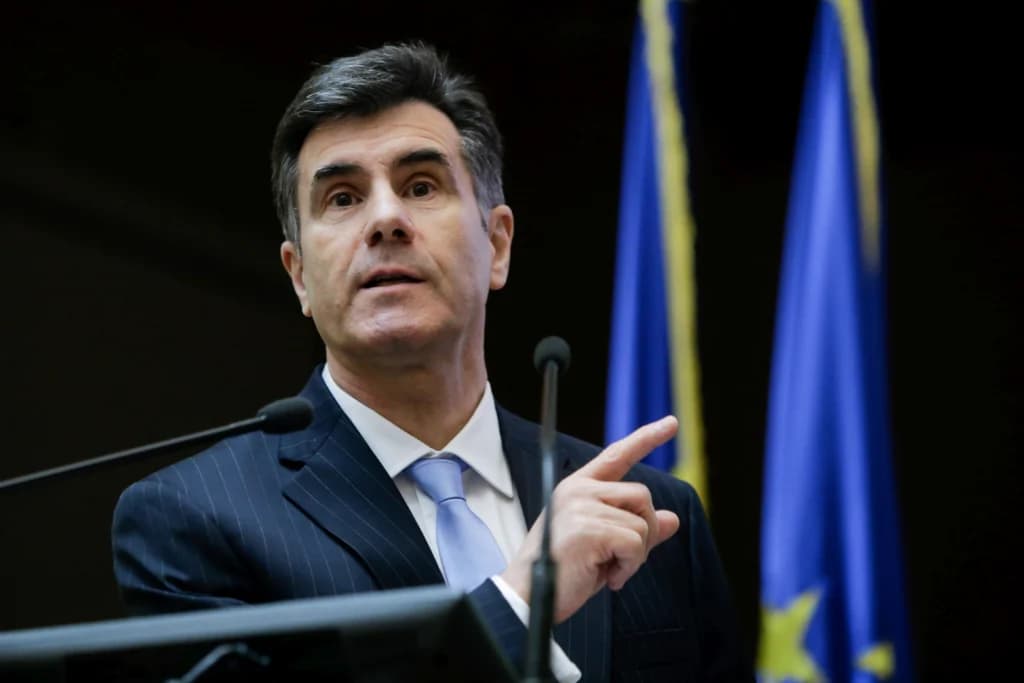 Lucian Croitoru (BNR) – analiză politică despre „partidul frumos” PSD, care-și asumă să guverneze numai în perioadele bune