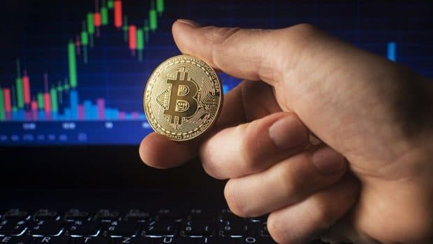 Cine este de fapt Satoshi Nakamoto, presupusul creator al Bitcoin și cel mai căutat personaj din lumea digitală