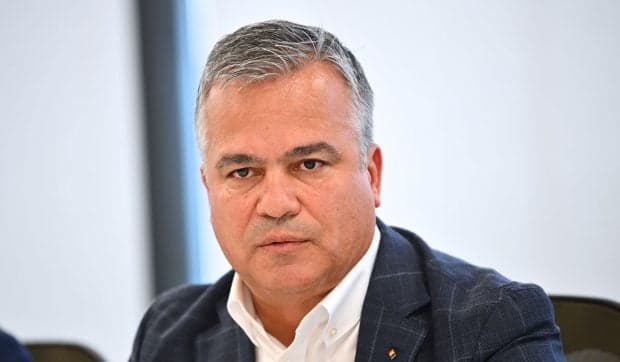 Adrian Veștea vrea să aibă un nou Guvern până la finalul săptămânii viitoare: „Am toată convingerea”