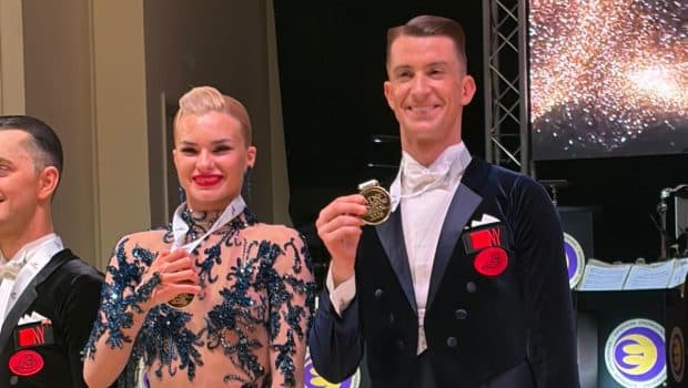 Ce spune Rareș Cojoc despre relația cu Andreea Matei, partenera lui de dans. „Ne potrivim foarte bine. Mi-a fost una dintre eleve. O întreb ce simte”