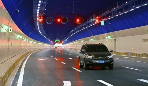 Avertisment pentru șoferi: până la 600 de euro amendă și 6 puncte de penalizare pentru cei care fac o depășire, în Spania